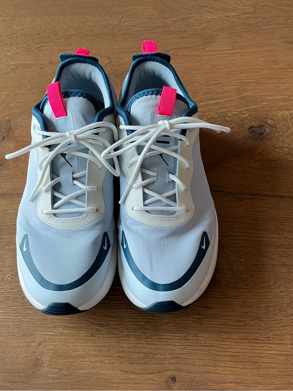 Nike Air Max Dia Half Blue and Pink size 8